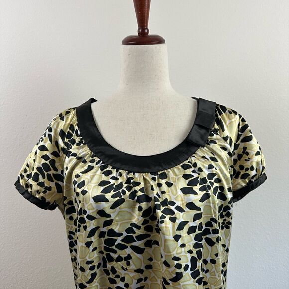 EUC BCBG Maxazria Women’s Silk Dress - Picture 2 of 5